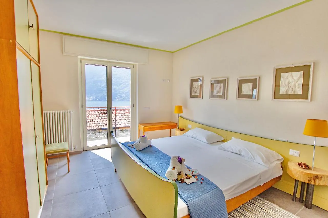 Il Punto Rosso Apartment Nesso Italy