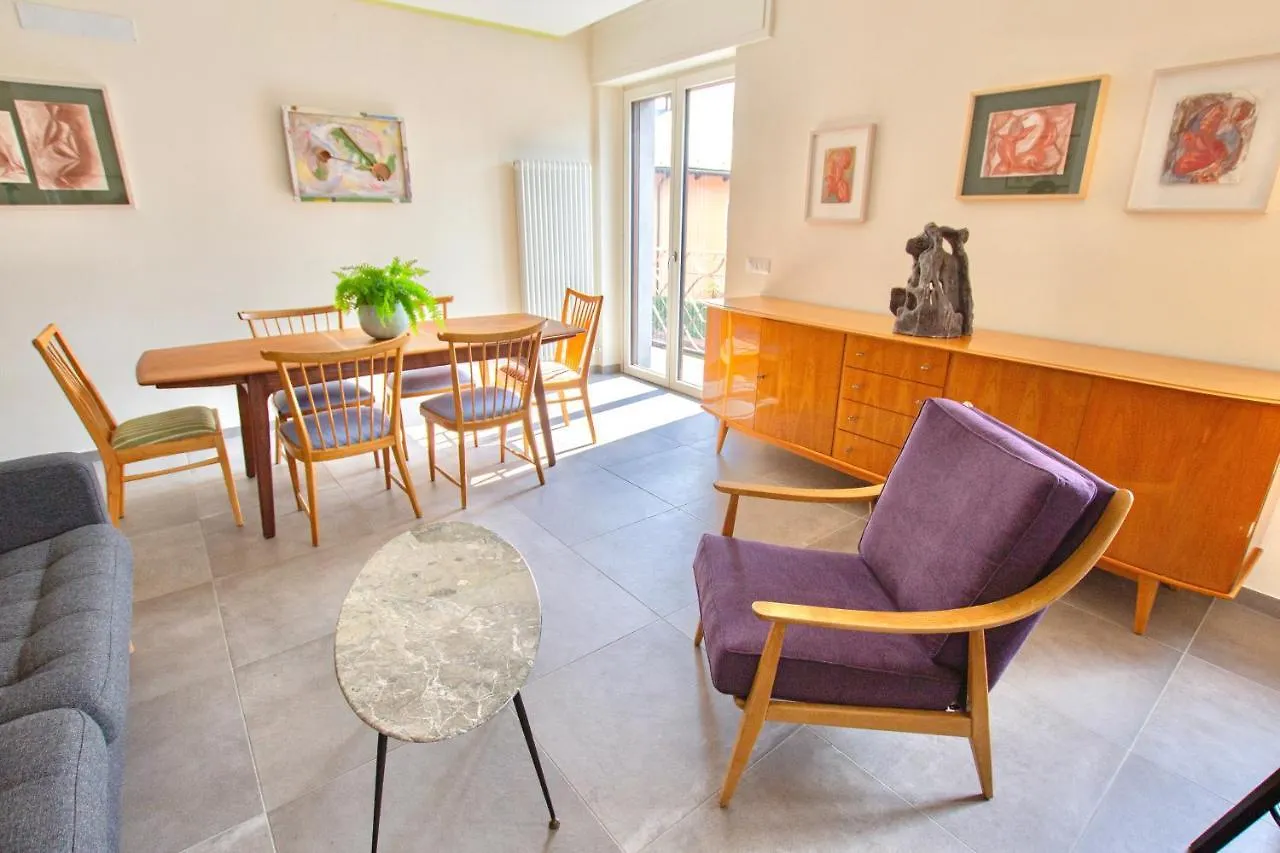 Il Punto Rosso Apartment Nesso