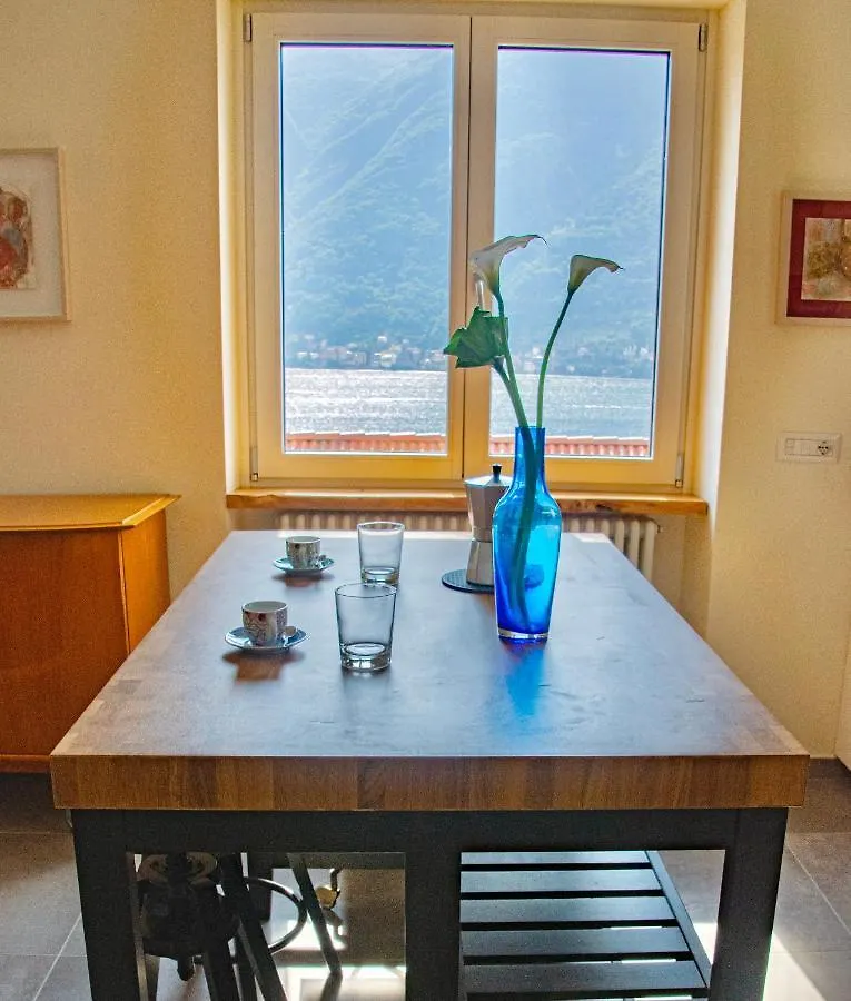 Il Punto Rosso Apartment Nesso