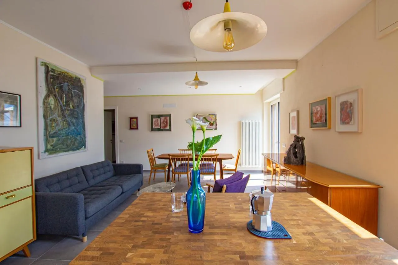 Il Punto Rosso Apartment Nesso 0*,
